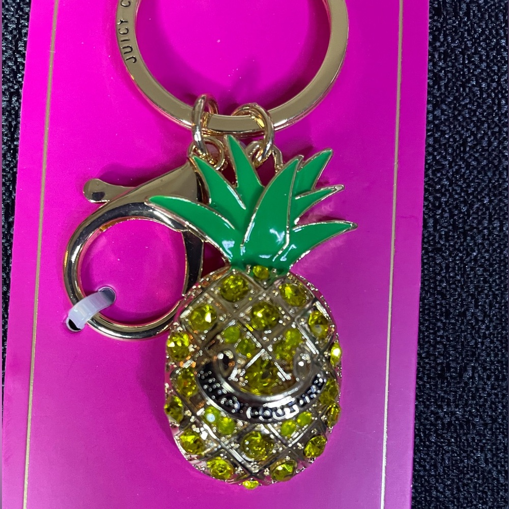 Juicy Couture Rhinestone Gold-Tone Pineapple Keychain Yellow Green Gold NEW NWT - Picture 3 of 6